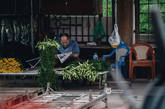 Ảnh: Hà Nội ngày đầu tiên sau 3 tuần cách ly, cuộc sống đang dần hồi sinh - Ảnh 12.