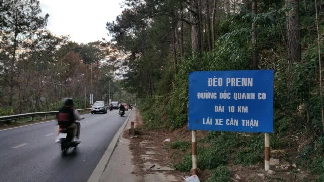 Dân mạng bất ngờ trước việc cung đường đèo nổi tiếng ở Đà Lạt tạm đóng cửa, vội vã tìm đường thay thế - Ảnh 1.