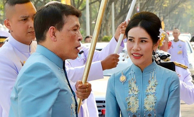 Hoàng quý phi Thái Lan được tấn phong làm Hoàng hậu thứ 2 nhân dịp sinh nhật, xác lập trường hợp vô tiền khoáng hậu trong lịch sử - Ảnh 1.