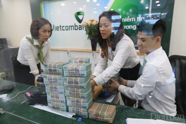 Tiềm năng sinh lời ngắn hạn qua kênh tiền gửi ngân hàng - Ảnh 1.