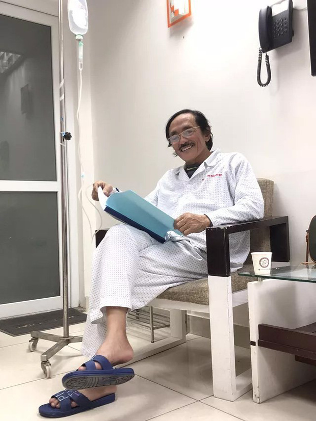 Clip: NS Giang Còi gây hoang mang khi lái xe trong lúc truyền nước, hé lộ tình trạng sức khỏe sau chia sẻ bị ung thư - Ảnh 3.