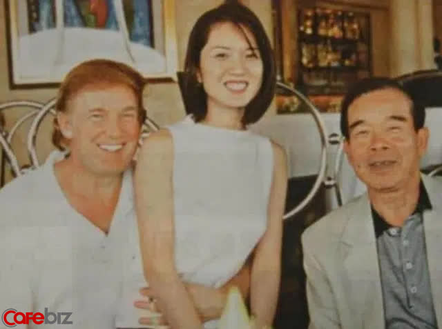  Bức ảnh cô gái ngồi trong lòng Donald Trump tiết lộ câu chuyện về một lần phá sản khốn đốn và thoát hiểm phút chót của cựu Tổng thống Mỹ - Ảnh 1.
