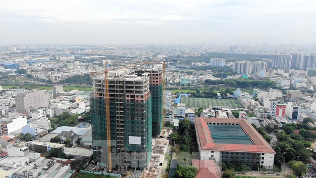 Chủ đầu tư dự án tai tiếng Kingsway Tower bỏ trốn, khách hàng lao đao - Ảnh 14.