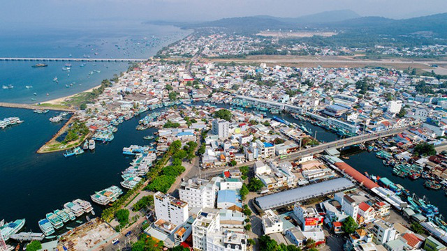 ĐHCĐ Viễn Liên (UNI): “Thay máu” hoàn toàn, lấn sân mảng bất đông sản, đặt mục tiêu săn quỹ đất tại thị trường tỉnh để phát triển dự án đô thị, KCN - Ảnh 2.