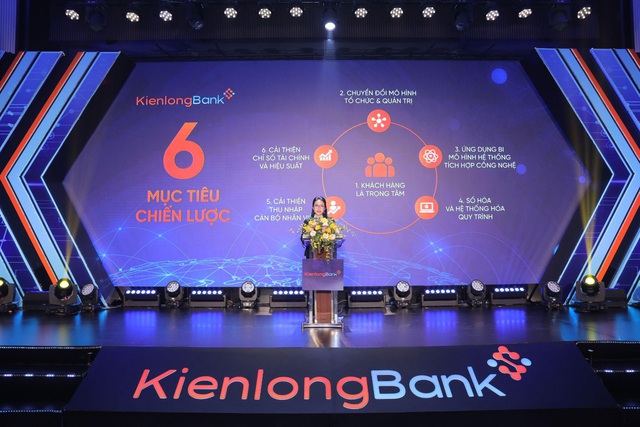 Ấn tượng với sự kiện chuyển mình bứt phá của KienlongBank - Ảnh 2.