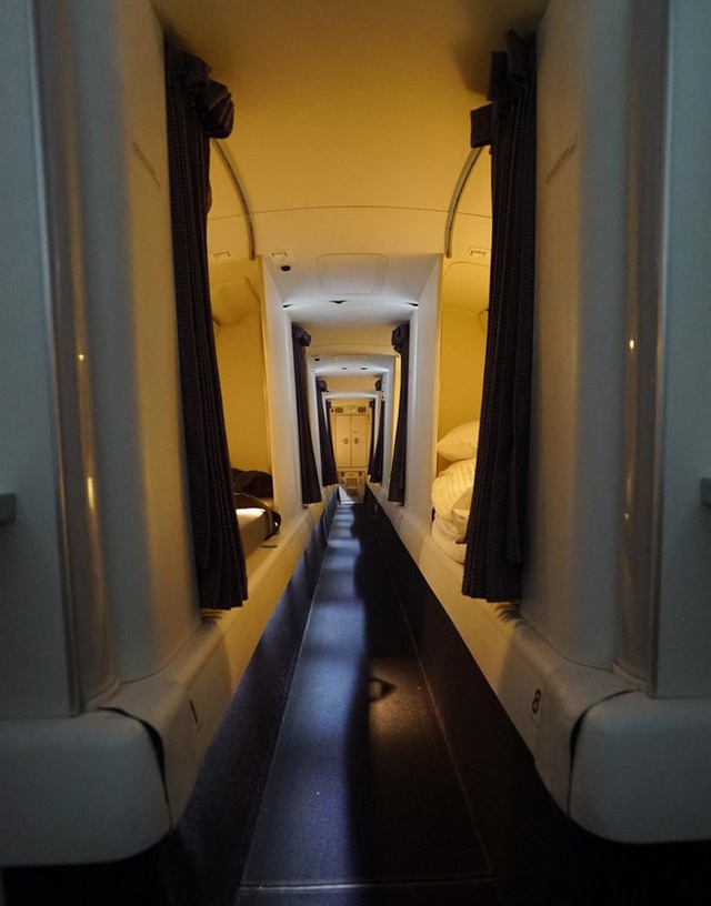 Phòng ngủ bí mật trên máy bay của tiếp viên hàng không và phi công trông như thế nào? - Ảnh 7.