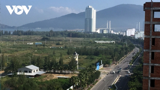 Cơn lốc phân lô bán nền: Cấp bách sửa chữa chính sách về quản lý đất đai - Ảnh 1.