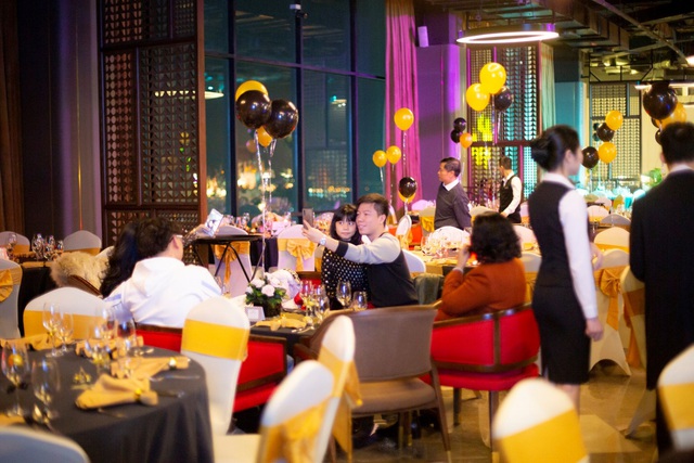 Tết này đến FLC Hạ Long chiêm ngưỡng pháo hoa ở độ cao 100m - Ảnh 3.