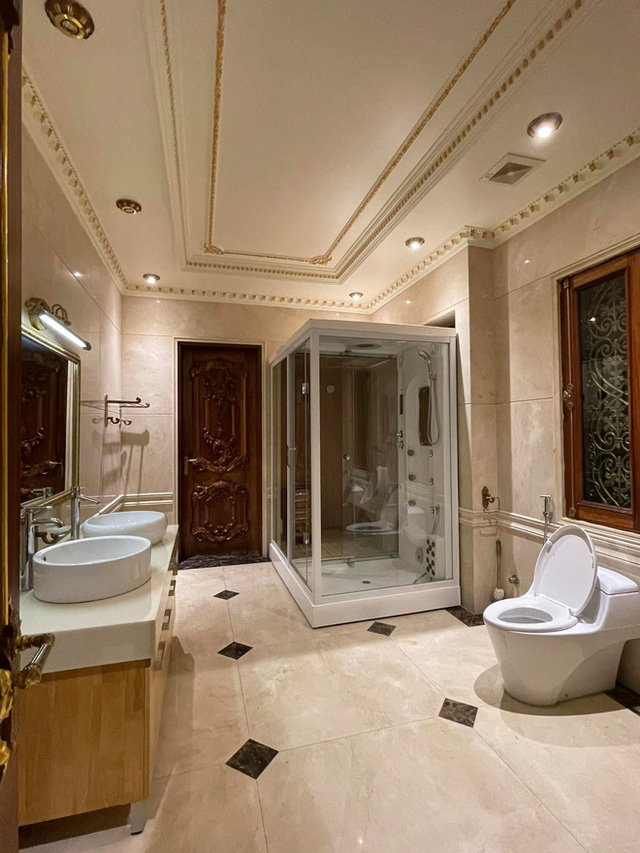  Biệt thự 7 tầng của đại gia ngành sắt Việt giàu lên từ thu mua sắt vụn: Độ hoành tráng sánh ngang lâu đài, tổng giá trị cỡ 300 tỷ - Ảnh 21.