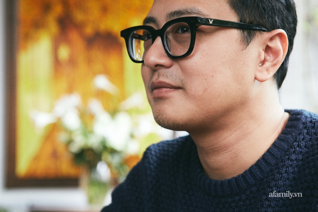 Nghe “trai làng Quảng Bá” kể chuyện từ nhỏ đã được rèn cắm hoa, nấu cỗ và tiết lộ thú chơi Tết tao nhã với mía ướp 5 loại hoa thơm - Ảnh 1.