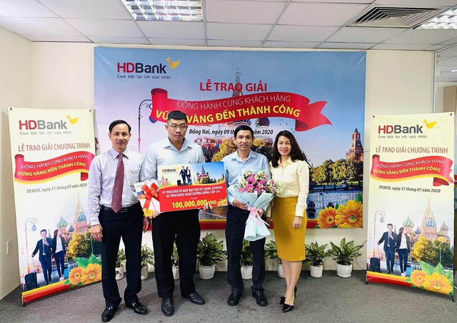 HDBank dành hơn 1,2 tỷ đồng tri ân khách hàng doanh nghiệp dịp cuối năm - Ảnh 1.