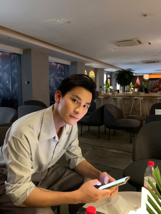 Đi phỏng vấn bị nhà tuyển dụng nhờ mua nước, tôi quay lưng bỏ về không ngờ nhận được câu: Ngày mai bạn có thể đi làm! - Ảnh 1.
