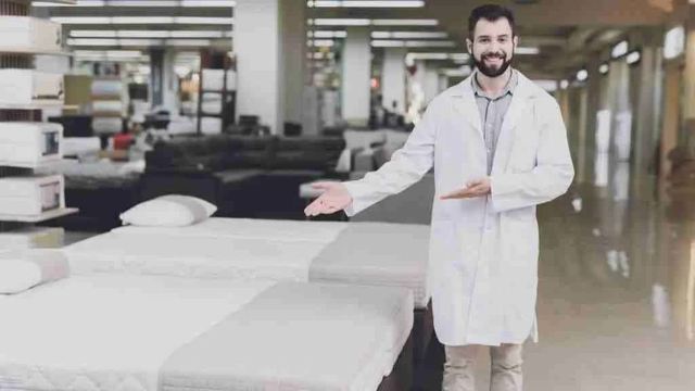 3 công việc chỉ ngủ cũng kiếm được bộn tiền - Ảnh 1.