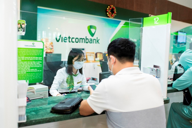 Thấy gì đằng sau quyết định nới room tín dụng của Ngân hàng Nhà nước? - Ảnh 1.