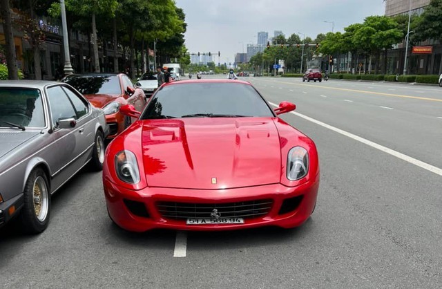 Ferrari 599 GTB cũ của ông Đặng Lê Nguyên Vũ được rao bán lại với giá hơn 9 tỷ đồng - Ảnh 7.