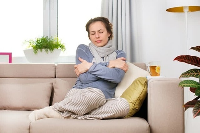 Tình trạng khiến ai cũng phải điên người khi mùa đông đến, không trị tận gốc dễ gây viêm da cơ địa, nhiễm trùng: Hiểu rõ nguyên nhân thì khắc phục rất đơn giản - Ảnh 3.