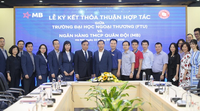 MB ký kết thỏa thuận hợp tác toàn diện với Trường Đại học Ngoại thương - Ảnh 3.