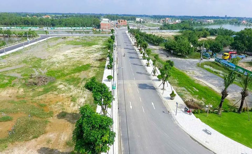 Nữ nhân viên văn phòng quanh năm gồng nợ gốc lãi ngân hàng: “Càng vay, tôi càng có nhiều bất động sản” - Ảnh 2.