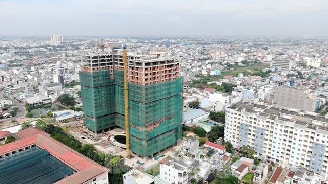 Chủ đầu tư dự án tai tiếng Kingsway Tower bỏ trốn, khách hàng lao đao - Ảnh 1.