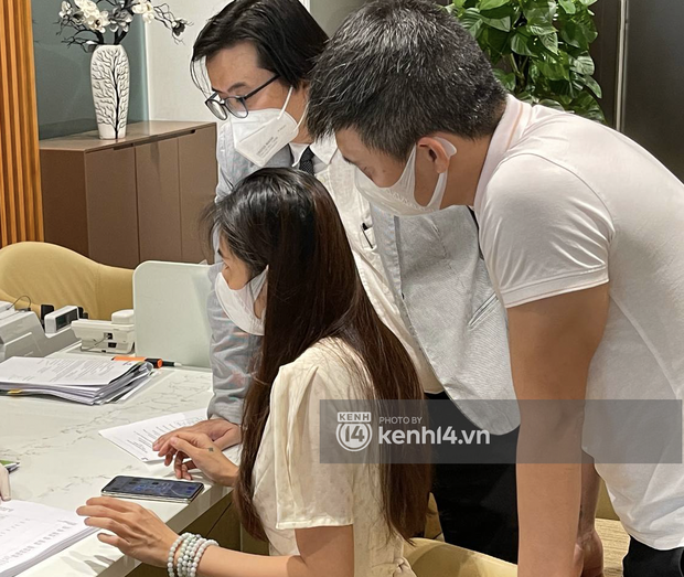  Thuỷ Tiên công bố 18.000 trang sao kê ngân hàng, làm rõ các khoản thu - chi và chốt 1 ý đặc biệt quan trọng - Ảnh 12.
