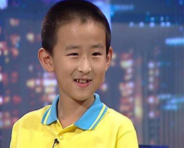  Thần đồng 16 tuổi học lên Tiến sĩ, từng gây sốc vì ép bố mẹ phải mua nhà ở thủ đô mới chịu đi học bây giờ ra sao? - Ảnh 3.
