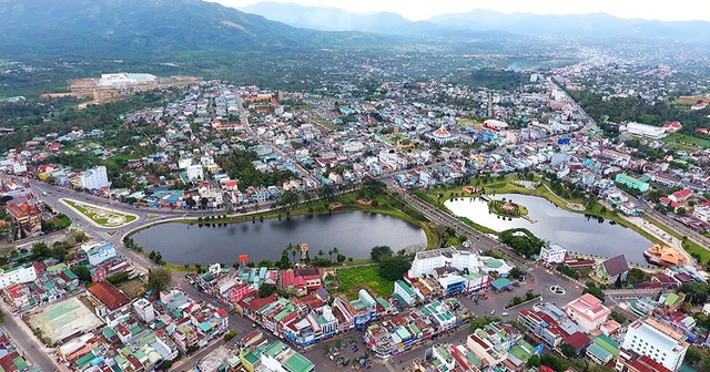 Bảo Lộc trên đà “vượt mặt Đà Lạt trở thành thủ phủ kinh tế của Lâm Đồng? - Ảnh 3.