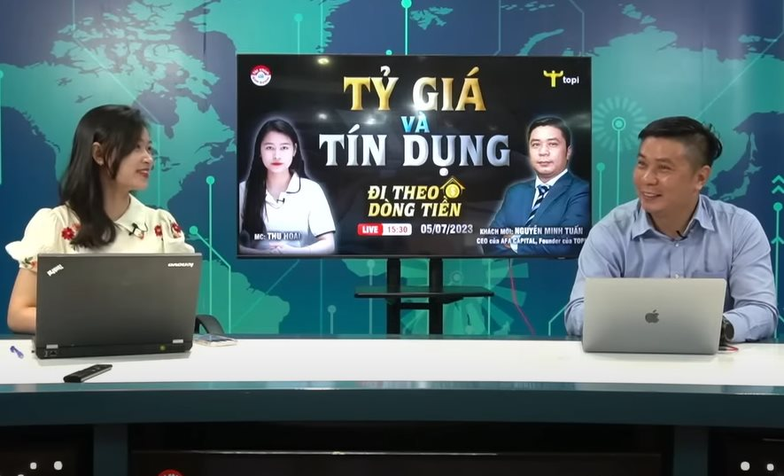 Chuyên gia: Cần cẩn trọng với hiện tượng đầu cơ USD khi tỷ giá "nóng" trở lại - Ảnh 1.