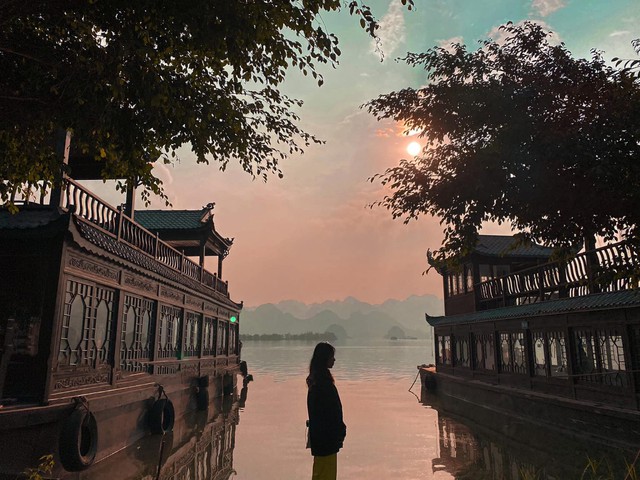 Kinh nghiệm đi chùa Tam Chúc để không bị đông nghẹt người mà lại ngắm được cảnh đẹp - Ảnh 3.