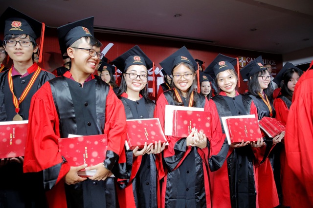 Chân dung học sinh VAS: năng động, bản lĩnh và sẵn sàng ra biển lớn - Ảnh 2.