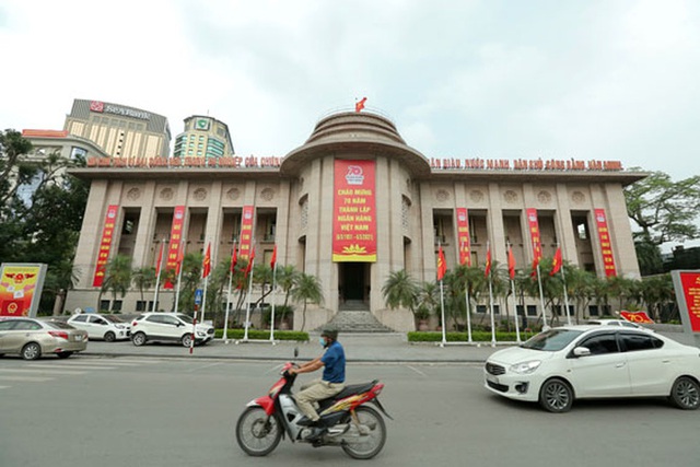  Dấu son 70 năm ngành Ngân hàng (*): Những cú đánh táo bạo - Ảnh 1.