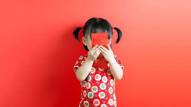 Dạy con dùng tiền LÌ XÌ thế nào cho đúng? Câu trả lời không ngờ từ bà mẹ ở Hà Nội nhận cơn bão like từ các bậc phụ huynh - Ảnh 2.