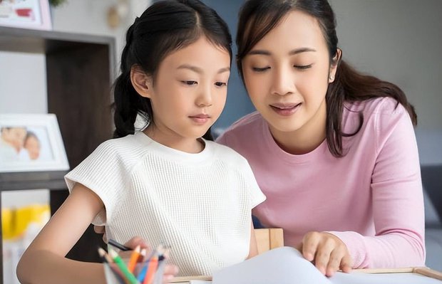 Nghiên cứu Đại học Oxford khiến nhiều cha mẹ giật mình: Hóa ra trẻ học kém đi đến từ nguyên nhân này - Ảnh 2.