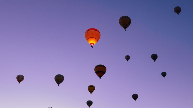 Bay khinh khí cầu trên những kỳ quan ở Cappadocia - Ảnh 9.