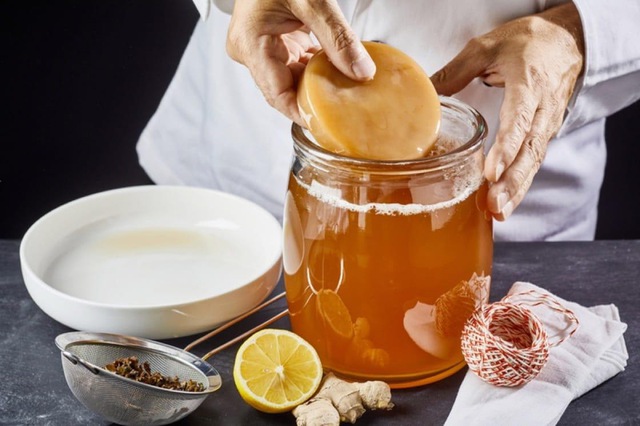 Từ loại trà bất tử kombucha, các kỹ sư MIT đã tạo ra vật liệu sống có thể được sử dụng để làm sạch nước, phát hiện ra các chất ô nhiễm, kim loại hoặc mầm bệnh khác - Ảnh 3.