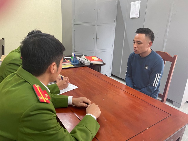  Bắt kẻ cho vay nặng lãi 6.000 đồng/triệu/ngày, dùng điếu cày đánh con nợ trọng thương - Ảnh 1.