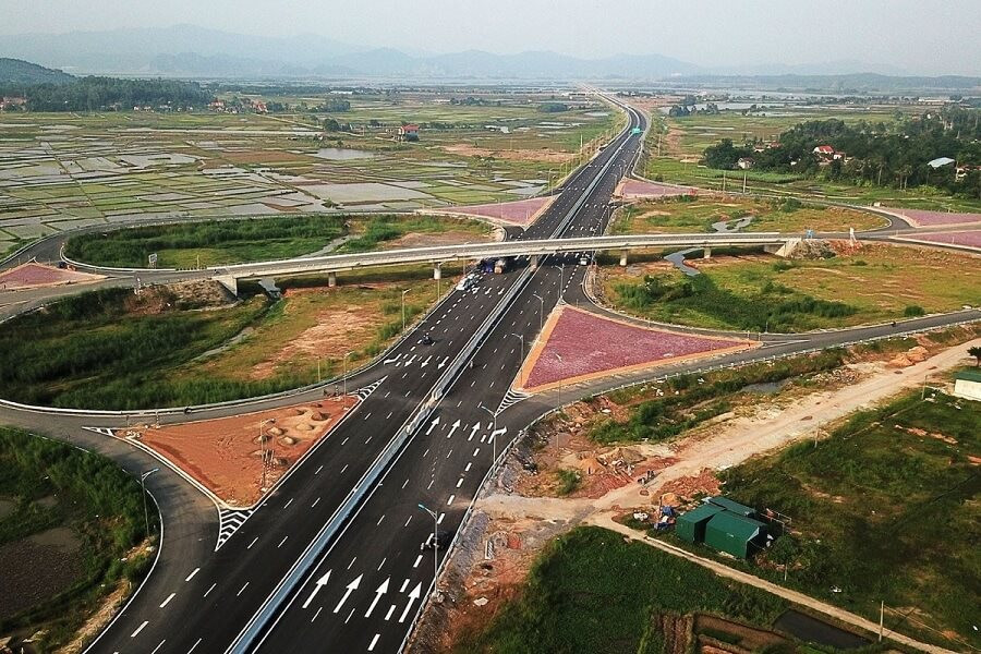 Dù có nhiều lực đẩy nhưng bất động sản nghỉ dưỡng vẫn cần thêm thời gian để trở lại đường đua, ít nhất là đến năm 2025 - Ảnh 2.