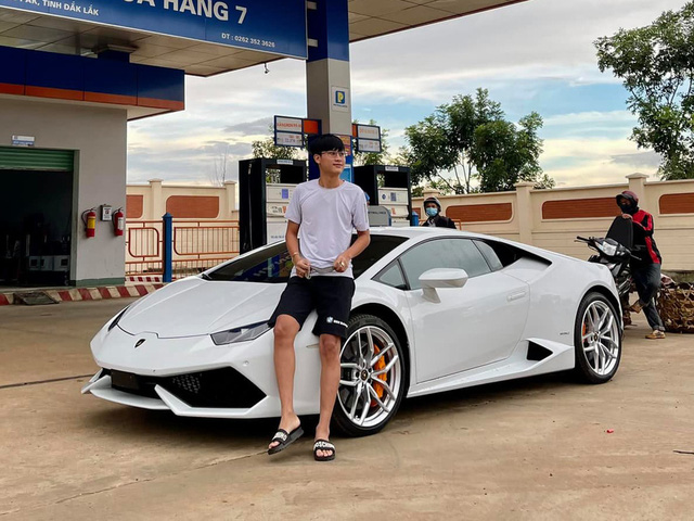  Thú chơi siêu xe của những thiếu gia Gen Z tại Việt Nam: Có người thay xe như thay áo, Lamborghini cũng chỉ để đi chợ - Ảnh 8.