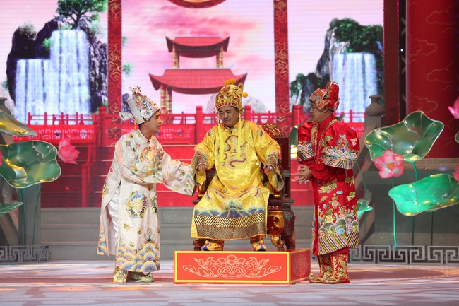 Táo Quân 2022 ghi hình: Tự Long chiếm spotlight vì làm Táo Mạng, Vân Dung nhảy vũ điệu ngoáy mũi gợi nhắc test COVID-19 - Ảnh 5.