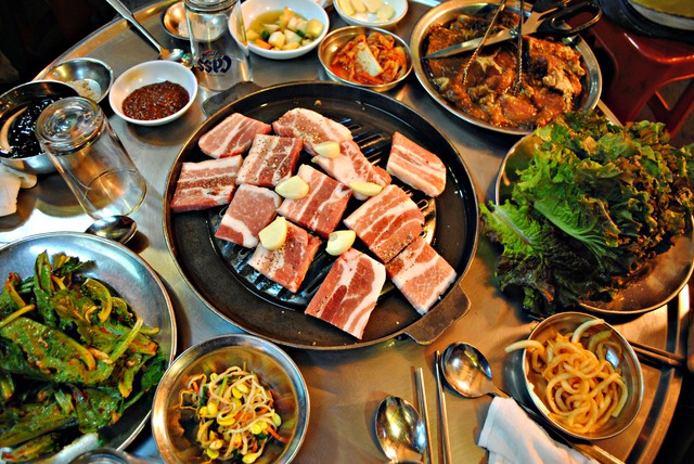 3 món ngon trong mùa đông nhưng phải THẬN TRỌNG vì ăn sai cách có thể làm tổn thương dạ dày, thậm chí gây ung thư - Ảnh 2.