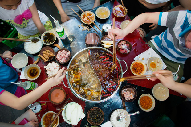 4 lưu ý cần nhớ khi ăn lẩu vào mùa đông để tránh gây hại tới sức khỏe, nhất là điều số 3 - Ảnh 4.