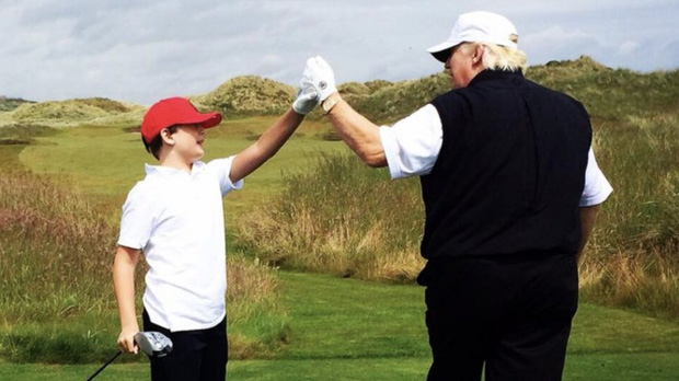 Thích một mình, chuộng mặc vest từ nhỏ và loạt fact ít ai biết về “Hoàng tử Nhà Trắng” Barron Trump - Cậu bé được cả thế giới săn đón - Ảnh 9.