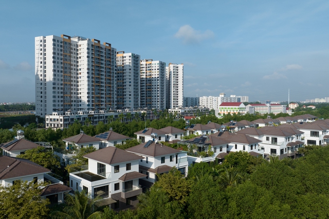 Nhiều chủ đầu tư ra chính sách bán hàng “lạ”, cam kết cho thuê lại căn hộ - Ảnh 1.