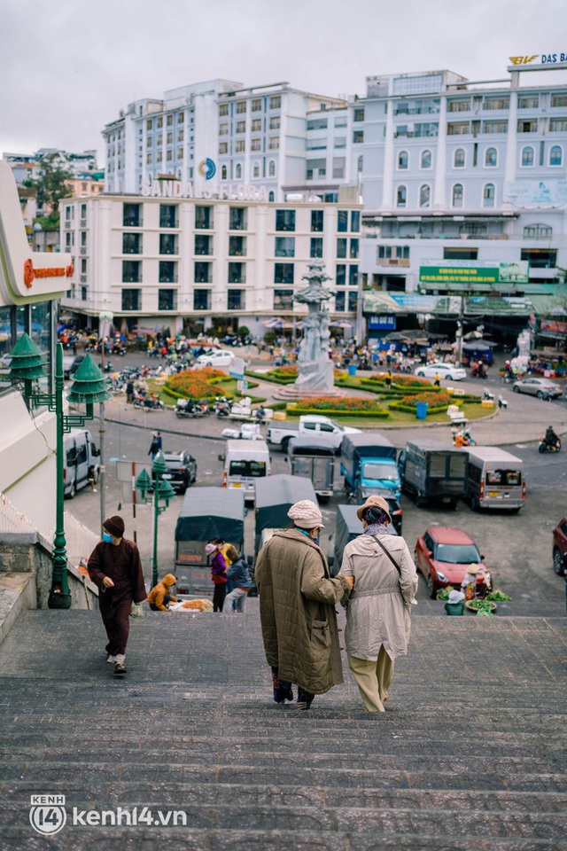 Sau “biển người” du lịch Tết, Đà Lạt trở về với đúng vẻ “nàng thơ”: Thành phố yên bình đến thổn thức! - Ảnh 11.