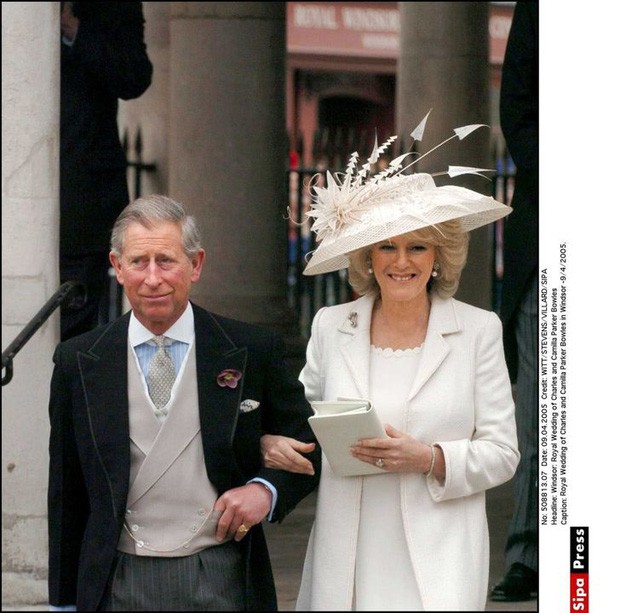 Những lần quy định Hoàng gia Anh bị phá tan bởi chính Nữ hoàng Elizabeth II: Ai mà nghĩ Nữ hoàng cũng có lúc nổi loạn đến vậy - Ảnh 9.