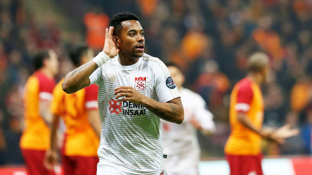 “Tiểu Pele” Robinho và sự sụp đổ khó tin của một siêu sao - Ảnh 4.