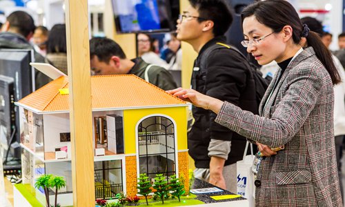 Quan niệm kết hôn của Gen Z Trung Quốc: Mua nhà trước, yêu đương sau, của cải mới là quan trọng nhất - Ảnh 2.