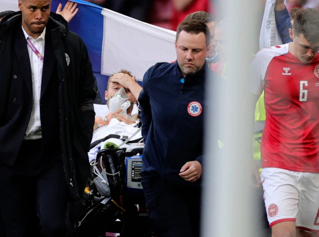  Eriksen lần đầu lên tiếng sau khi trở về từ cõi chết - Ảnh 2.
