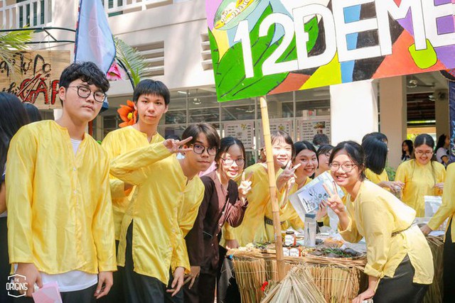Ngôi trường cấp 3 nhiều tuổi nhất Việt Nam: Kiến trúc cổ điển đẹp như châu Âu, dàn cựu học sinh toàn tên nổi tiếng - Ảnh 16.