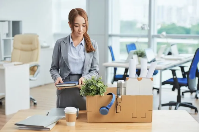 Nữ nhân viên bị sa thải tâm sự về góc khuất của lao động Mỹ - Ảnh 3.