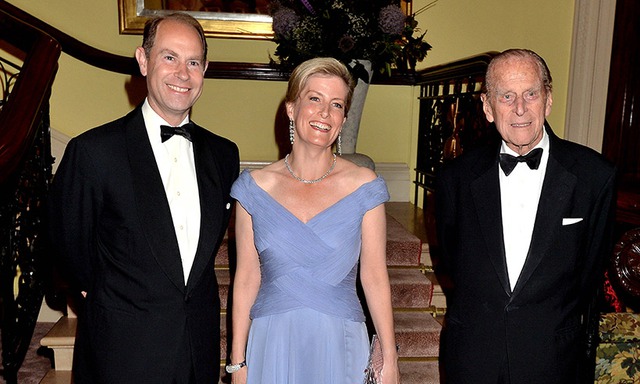 Quan hệ tốt đẹp của Hoàng tế Philip và các nàng dâu: Công nương Diana nhận sự đối đãi đặc biệt nhưng vẫn chưa phải là người được yêu quý nhất - Ảnh 19.